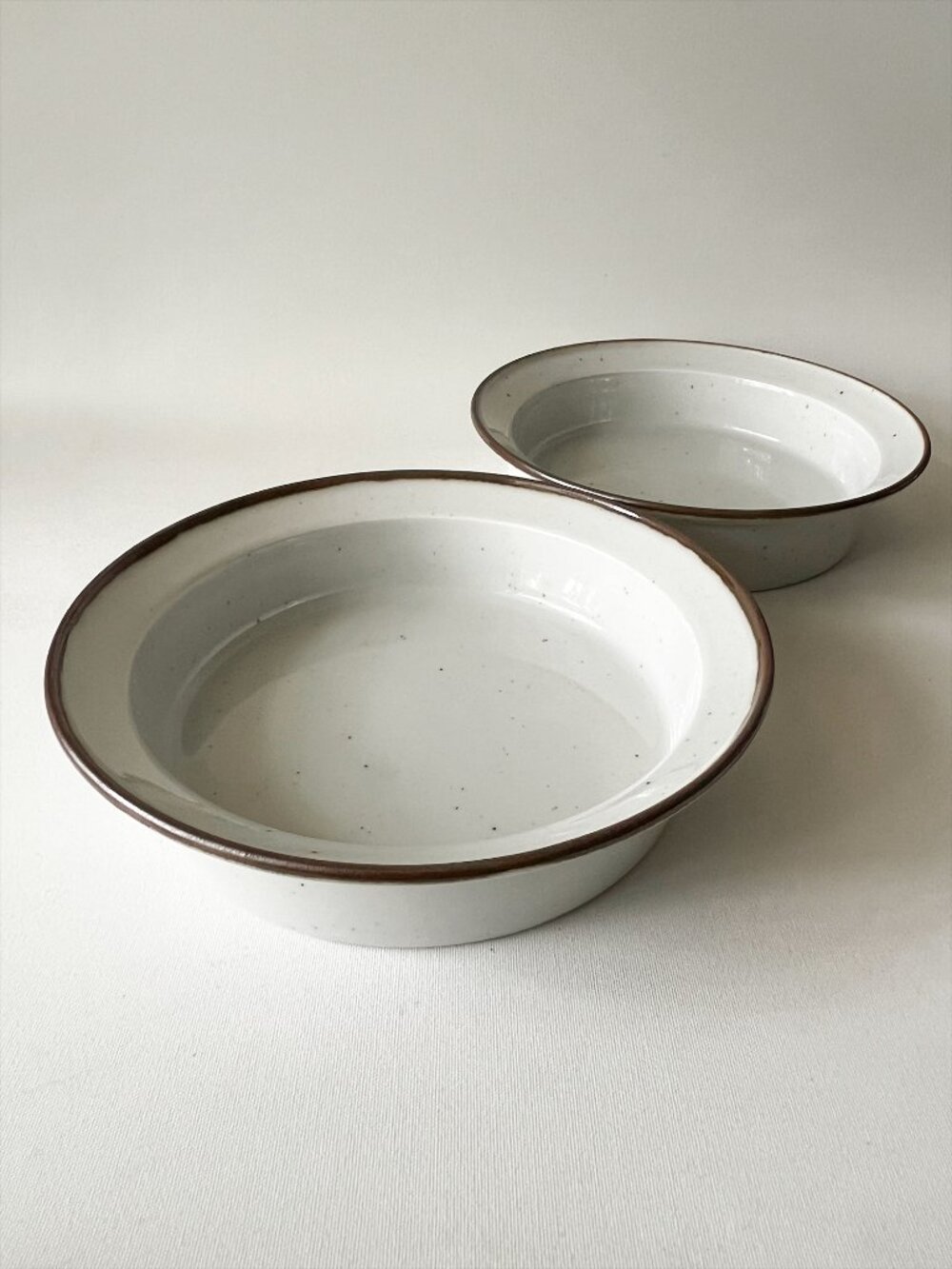 2 Vtg Dansk Brown Mist Pasta Salad Plates/Bowls Niels Refsgaard Denmark 8 3/8"